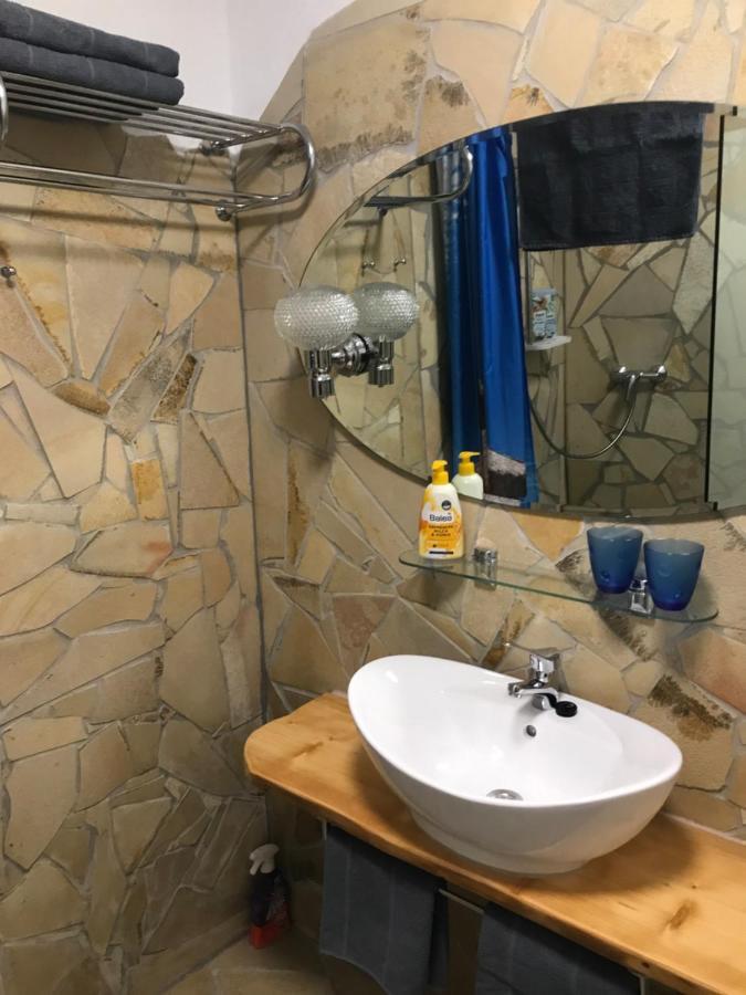 Haus Monika Apartment Solnhofen Екстериор снимка