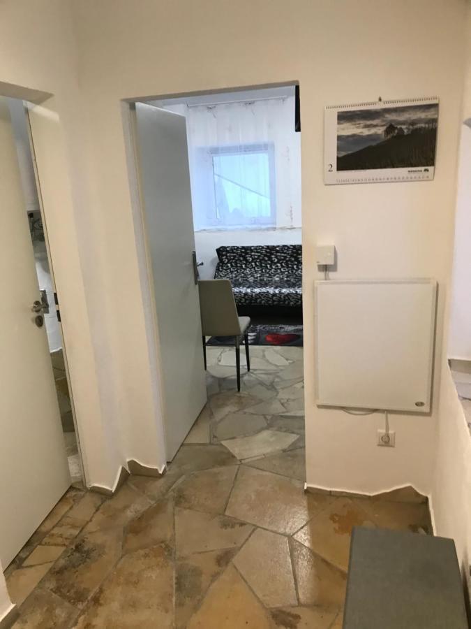 Haus Monika Apartment Solnhofen Екстериор снимка